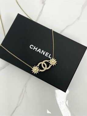 Chanel Classic Crystal CC Pearl Necklace